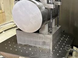 GROB-WERKE G 550 6-axis (5 Axis &U-axis)  3 mach. available