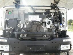IVECO HD9 86.50-90 4 Achs Muldenkipper schwere Straßen