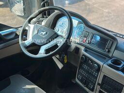 MAN TGX 26.500 6x2 Blatt-/Luft