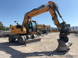 Liebherr A 918 Litronic with Tiltrotator
