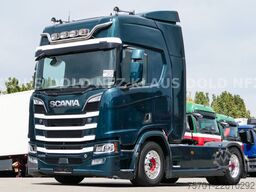 SCANIA R 520 V8 Highline Retarder XL Tank Navi Euro 6