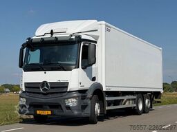 Mercedes-Benz 1522