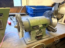 GÖDDE Workbench with Contents