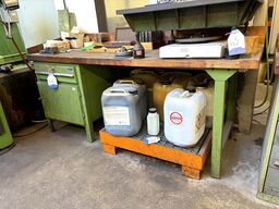 GÖDDE Workbench with contents