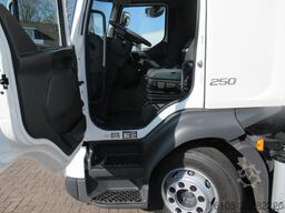 Volvo FL 250 Bakwagen + 6 deuren + Laadklep 2000 kg
