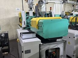 Arburg 320A 500-170 mit dem Angußpicker