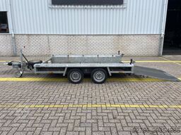 Henra TR2
