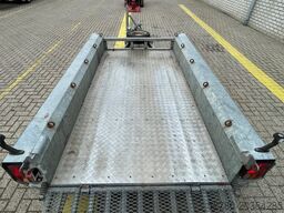 Henra TR2