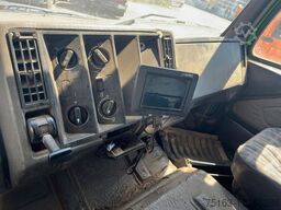 MERCEDES-BENZ SK 3535 AK 8x8 4 Achs Muldenkipper Meiller Deuts