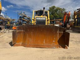 Komatsu D65EX-17