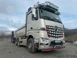 Mercedes-Benz Arocs 2658 6x2 Tipper truck.