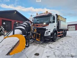 Volvo FMX 6x6 plow rigged dump truck w/ 9.5 t/m crane, 2