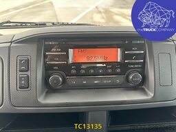 Renault Maxity 140