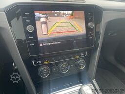 VOLKSWAGEN Passat Variant 2.0 DSG*R-Line*PANO*LED*Teilleder