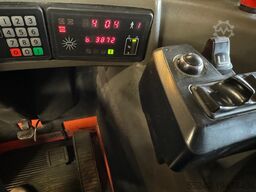 BT LRE300 4 ton capacity.