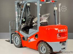 Heli CPCD35-H3-Diesel 3,5t 4,7m Triplex KUBOTA Garantie