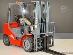 Heli CPCD35-H3-Diesel 3,5t 4,7m Triplex KUBOTA Garantie