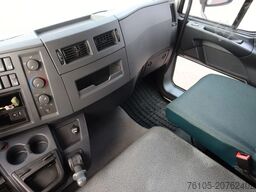 Volvo FL Bak + Dhollandia klep 2000 Kg