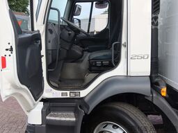 Volvo FL Bak + Dhollandia klep 2000 Kg