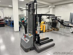 Toppy Octabin Mobile Pile Turner