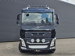 Volvo FH540 8X4 / HMF 28TM KRAN / CRANE / OPRIJ- MACH...