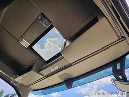 Volvo FH540 8X4 / HMF 28TM KRAN / CRANE / OPRIJ- MACH...