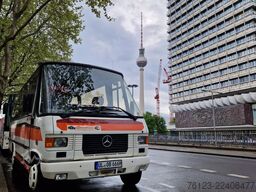 MERCEDES-BENZ Ernst Auwärter Teamstar Vario 814 H Kennzeichen