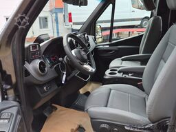 MERCEDES-BENZ 319 StockSprinter VIP Shuttle 9 SS  Panoramadach
