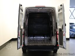 Volkswagen Crafter 2.0 TDI L3H3 EURO 6 - Airco - Navi - Cr...