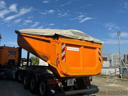 SCHMITZ CARGOBULL SKI 24 SL 7.2 Kippsattelauflieger mit Schiebever