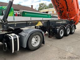 Schwarzmüller 3-Achs HARDOX SANH*24 m³*2 x LIFTACHSE!
