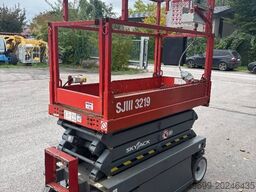 SkyJack SJ 3219 7,80m Scherenarbeitsbühne