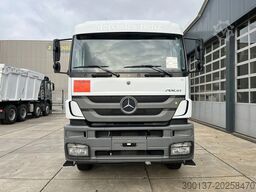 Mercedes-Benz Axor 3344 6x4 Chassis Cabin