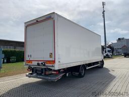 Renault D