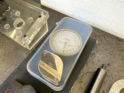 Scribing plate with contents 