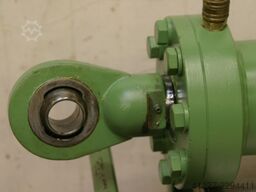 unbekannt Hub 940 mm Kolbenstange 60 mm