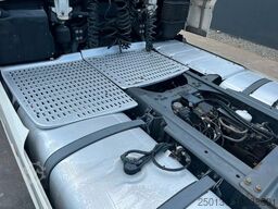 DAF XF 510 4x2 2 Tanks Retarder