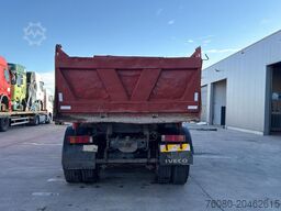 Iveco Eurotrakker 260 E 34 (POMPE MANUELLE / MANUAL P...