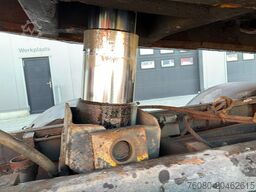 Iveco Eurotrakker 260 E 34 (POMPE MANUELLE / MANUAL P...