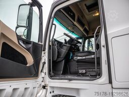 MERCEDES ACTROS 1845 LS