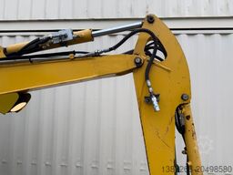 KOMATSU PC26MR-3 / 2020 BJ / 2 x Löffel