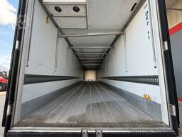 SCHMITZ CARGOBULL Doppelstock Tiefkühler /Telematic/Defrost