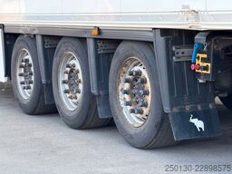 SCHMITZ CARGOBULL Doppelstock Tiefkühler /Telematic/Defrost