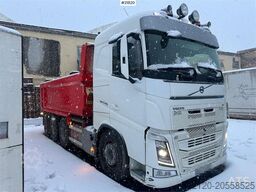 Volvo FH540 8x4 tipper w/ new dual clutch.