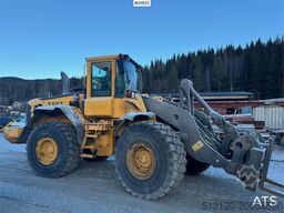 Volvo L110E Wheel Loader with Bucket WATCH VIDEO