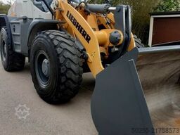 LIEBHERR L 538 kein 524 526 542 546 nur 2720 Std.  TOP