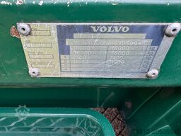 Volvo FL 240 / 6 Cylinder / 18 Tons / Manual / Tail L...