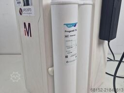 Millipore Elix Essential 10 UV