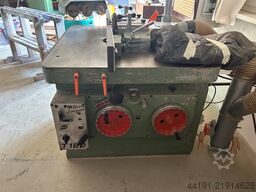SCM T 160