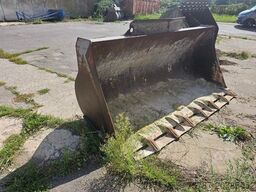 Volvo Schwergutschaufel